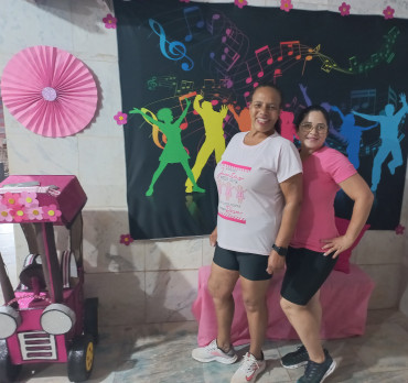 Foto 47: Aulão de Zumba e Ritmos: em especial ao Outubro Rosa!