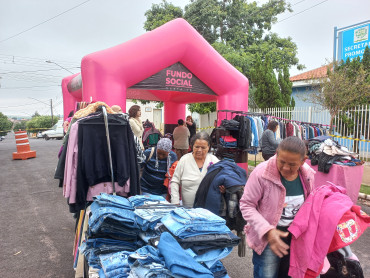 Foto 46: Varal Solidário de Inverno 