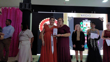 Foto 152: Candidata de Quatá vence Concurso Miss Terceira Idade Regional 2025