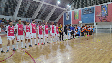 Foto 7: Villa F.C vence nos pênaltis a final do Campeonato de Férias e conquista o título de campeã da competição