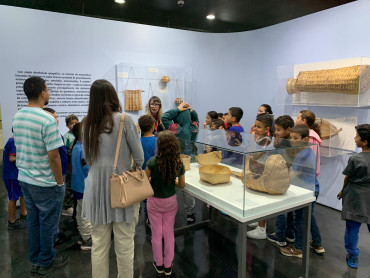 Foto 51: Alunos de Quatá visitam o Museu Índia Vanuíre em Tupã