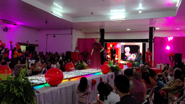 Foto 78: Candidata de Quatá vence Concurso Miss Terceira Idade Regional 2025