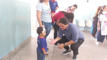Foto 97: Entrega de Ovos de Páscoa 2025