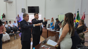 Notícia Prefeito, vice-prefeito e vereadores eleitos em outubro de 2024 tomaram posse nos respectivos cargos dia 1º de janeiro de 2025