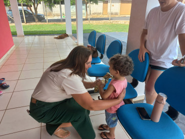 Foto 12: Entrega de Ovos de Páscoa 2025