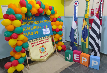 Foto 2: Programa do Sebrae incentiva alunos a serem Jovens Empreendedores