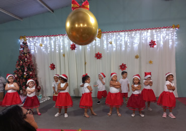 Foto 99: Apresentações de encerramento de final de ano das Creches