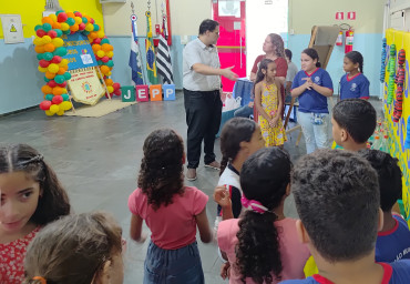 Foto 72: Programa do Sebrae incentiva alunos a serem Jovens Empreendedores