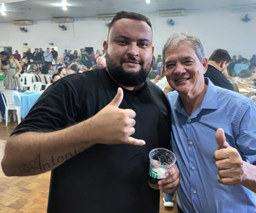 Foto 197: Funcionários Municipais de Quatá são homenageados com festa