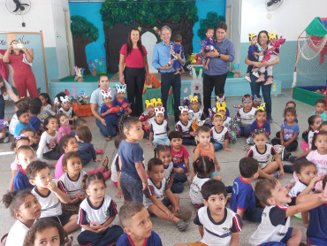Foto 112: Entrega de Ovos de Páscoa 2025