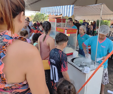 Foto 33: Prefeitura de Quatá realiza festa em comemoração ao Dia das Crianças
