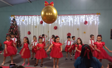 Foto 117: Apresentações de encerramento de final de ano das Creches