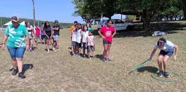 Foto 9: Prefeitura de Quatá promove Gincana Recreativa no Balneário de Rancharia