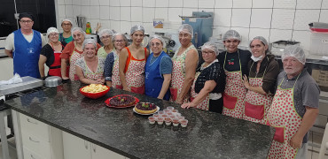 Foto 12: Curso de sobremesas natalinas é realizado pela primeira vez em Quatá