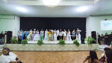 Foto 5: Moda e consciência ambiental é destaque em desfile da Etec