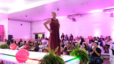 Foto 80: Candidata de Quatá vence Concurso Miss Terceira Idade Regional 2025