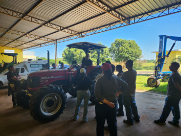 Foto 4: Curso de Tratorista é realizado com sucesso em Quatá