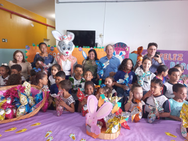 Foto 170: Entrega de Ovos de Páscoa 2025