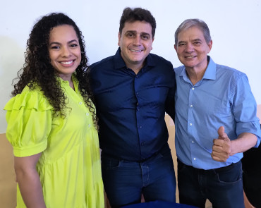 Foto 119: Funcionários Municipais de Quatá são homenageados com festa