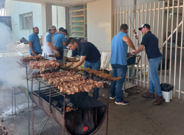 Foto 102: Churrasco marca as comemorações alusivas ao Dia das Crianças