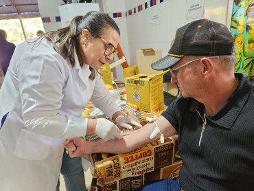 Foto 14: Campanha Novembro Azul: Saúde realiza exames em Funcionários Municipais