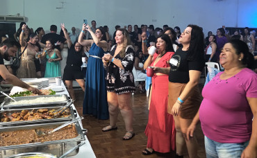 Foto 230: Funcionários Municipais de Quatá são homenageados com festa