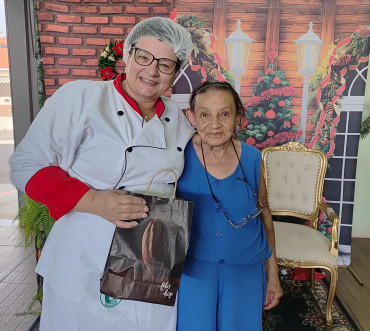 Foto 53: Em clima de Natal, Residência Terapêutica participa de confraternização