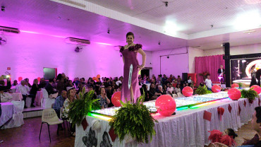 Foto 15: Candidata de Quatá vence Concurso Miss Terceira Idade Regional 2025