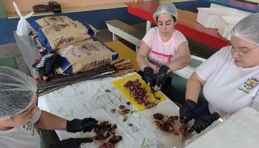 Foto 13: Churrasco marca as comemorações alusivas ao Dia das Crianças