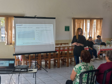 Foto 5: CRAS promove palestra sobre Educação Financeira em parceria com o PROCON
