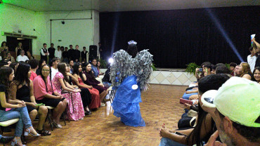 Foto 13: Moda e consciência ambiental é destaque em desfile da Etec