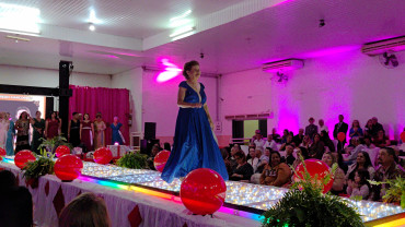 Foto 196: Candidata de Quatá vence Concurso Miss Terceira Idade Regional 2025