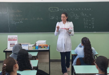 Foto 46: Saúde Bucal vai até as Escolas Municipais e particulares de Quatá