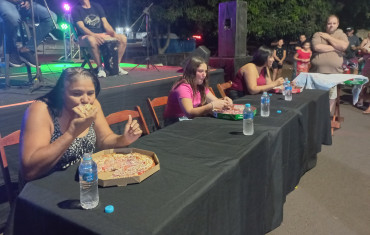 Foto 63: Quatá realiza 1º Concurso: quem Come Mais Pizza e Concurso Arte na Caixa