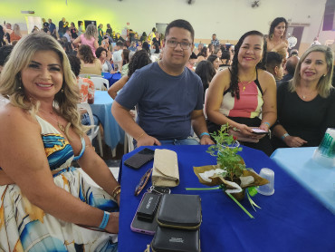 Foto 57: Funcionários Municipais de Quatá são homenageados com festa