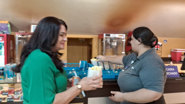 Foto 6: Diversão e Cultura: Alunos da Etec de Quatá vão ao Cinema do Prudenshopping