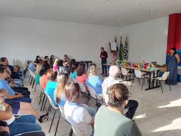 Foto 15: Entrega de Ovos de Páscoa 2025
