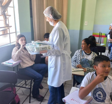 Foto 43: Saúde Bucal vai até as Escolas Municipais e particulares de Quatá