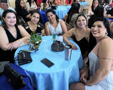 Foto 47: Funcionários Municipais de Quatá são homenageados com festa