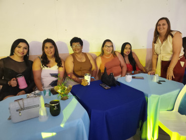 Foto 36: Funcionários Municipais de Quatá são homenageados com festa