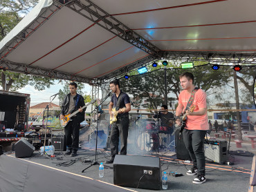 Foto 53: 3º Encontro de Carros Antigos e Motociclistas reúne centenas de expositores em Quatá