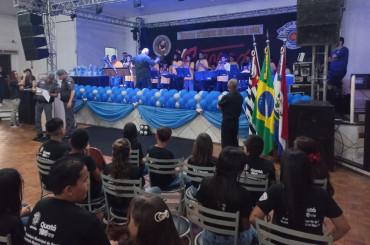 Foto 65: Alunos dos 5º anos de Escolas Municipais recebem certificado do Proerd