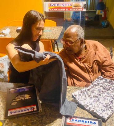 Foto 19: Residência Terapêutica comemora com os aniversariantes do mês de Outubro