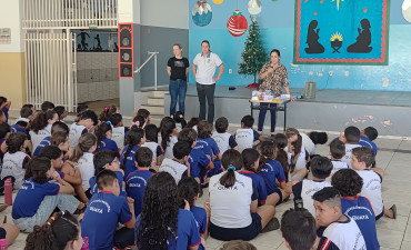 Foto 71: Alunos e usuários recebem orientações sobre prevenção e controle do diabetes 