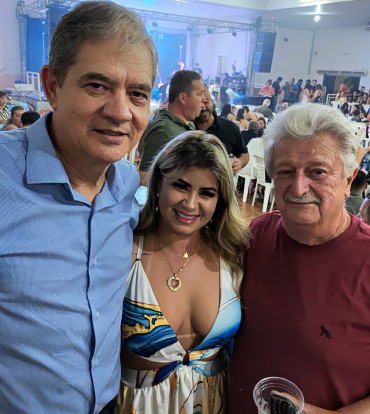 Foto 218: Funcionários Municipais de Quatá são homenageados com festa