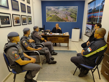 Foto 11: Prefeitura de Quatá reforça parceria com a Polícia Militar em reunião com Comando de Marília / Tupã