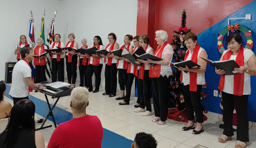 Foto 38: Entrega de certificados marca encerramento de cursos profissionalizantes em Quatá