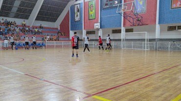 Foto 2: Villa F.C vence nos pênaltis a final do Campeonato de Férias e conquista o título de campeã da competição