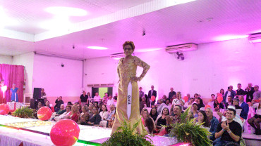 Foto 90: Candidata de Quatá vence Concurso Miss Terceira Idade Regional 2025