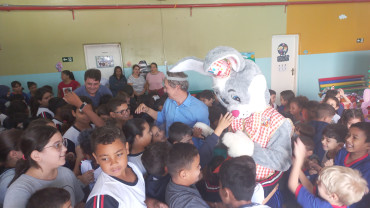 Foto 120: Entrega de Ovos de Páscoa 2025